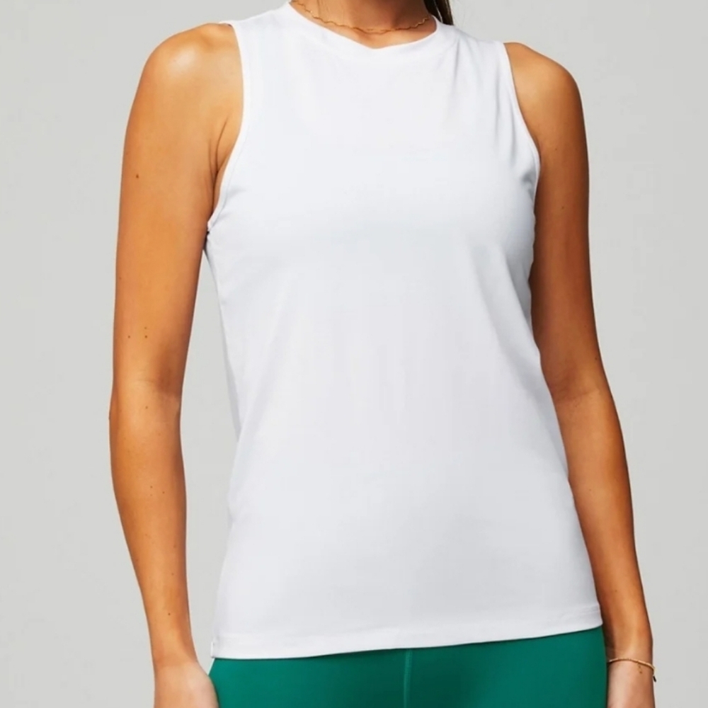 Fabletics Blake White Open Back Tank New with tags!! Size Meduim